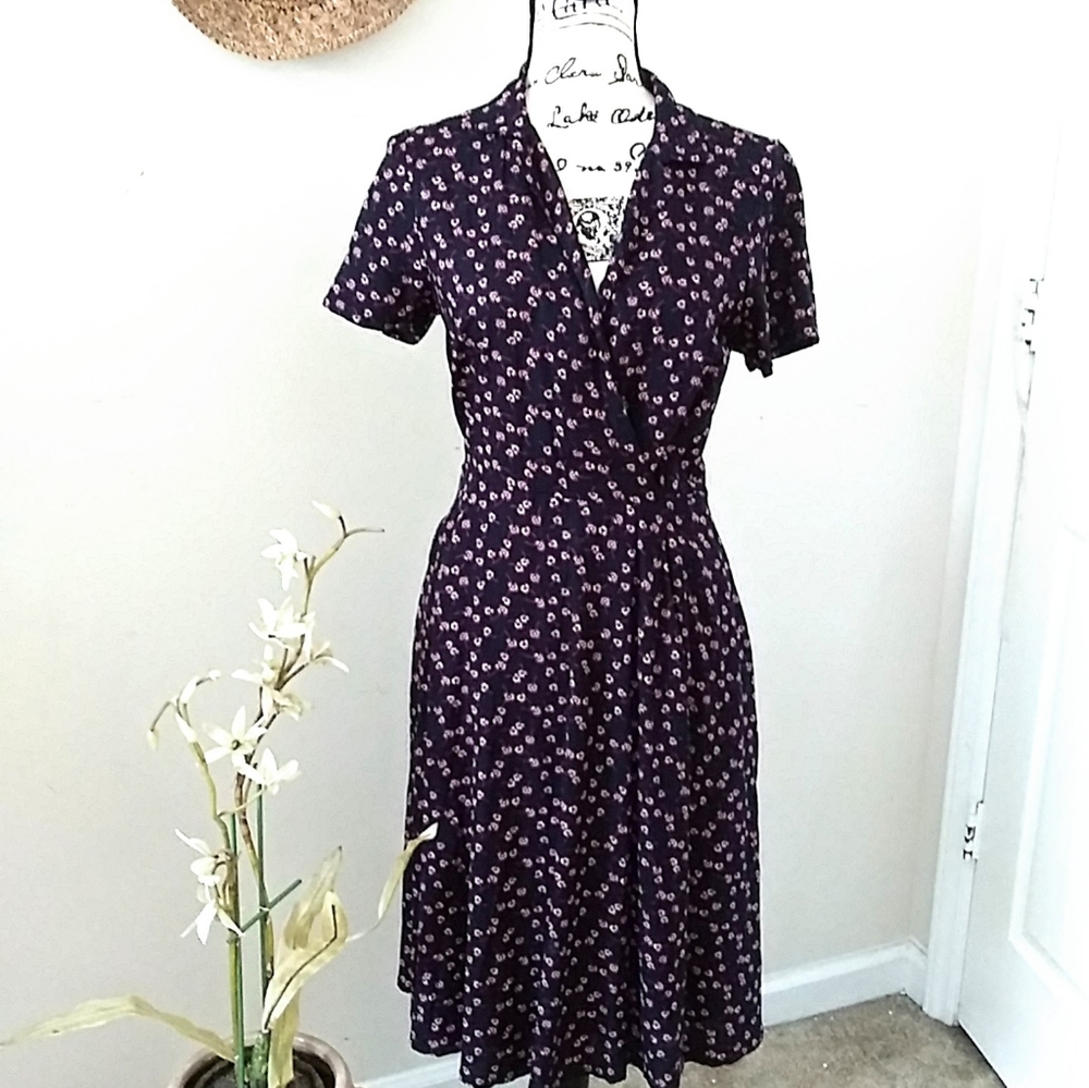 👗Modcloth vintage inspired navy blue dress.